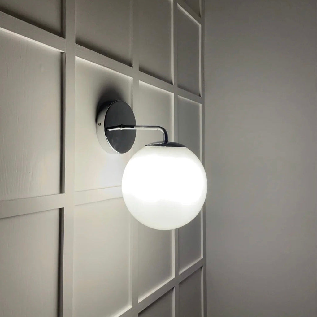 Kilvenash Glass Wall Light-Moonnatur