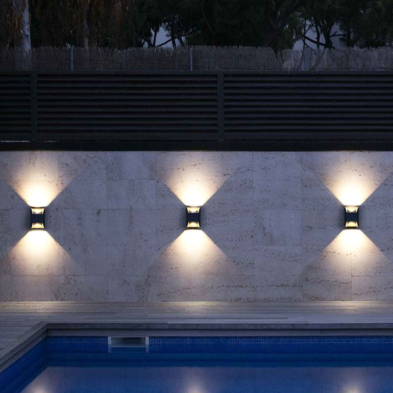 Pardenevia Metal Wall Light-Moonnatur