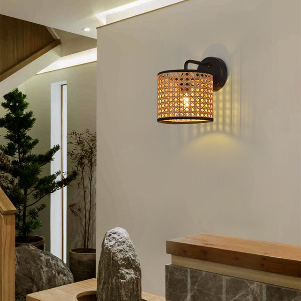 Oakenmere Rattan Wall Light-Moonnatur