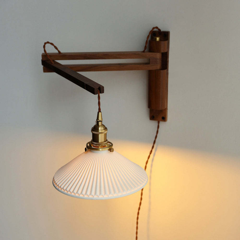 Ainsina Wood Wall Light-Moonnatur