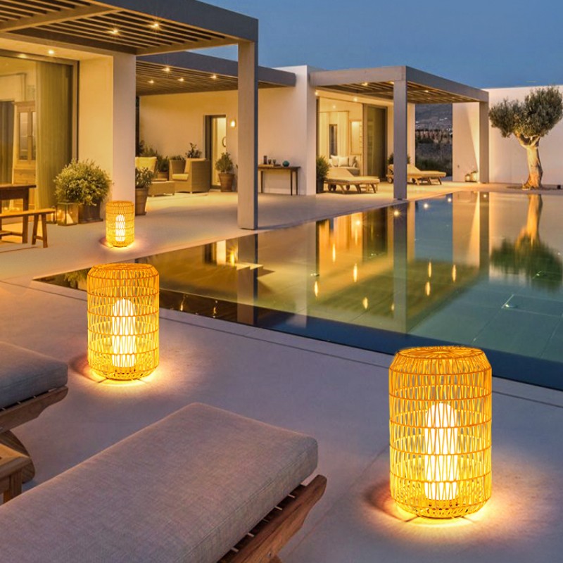 Lathenwynne Rattan Floor Lamp-Moonnatur