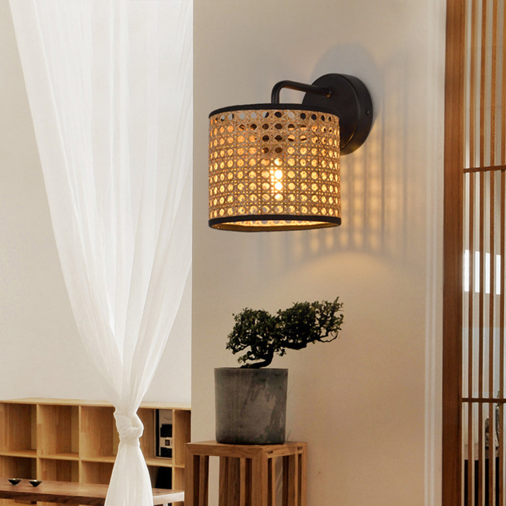 Oakenmere Rattan Wall Light-Moonnatur