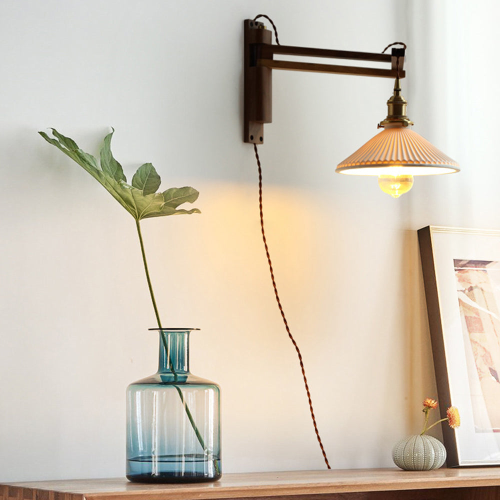 Ainsina Wood Wall Light-Moonnatur