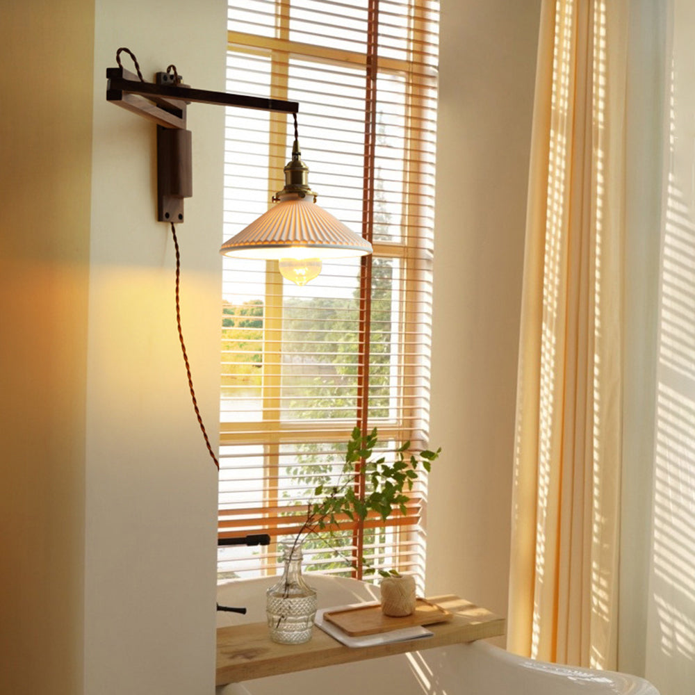Ainsina Wood Wall Light-Moonnatur
