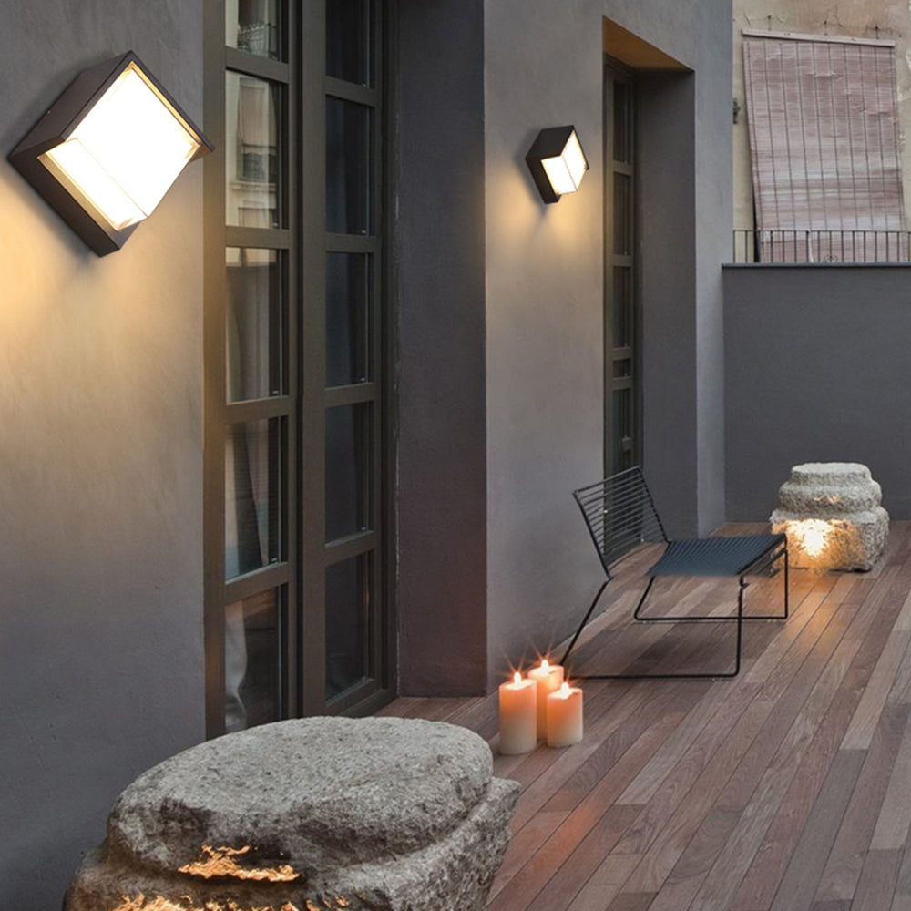 Meldenlyn Acrylic Wall Light-Moonnatur