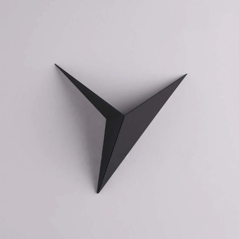Calno Metal Modern LED Wall lamps for Bedroom, Triangle - Neutralighting