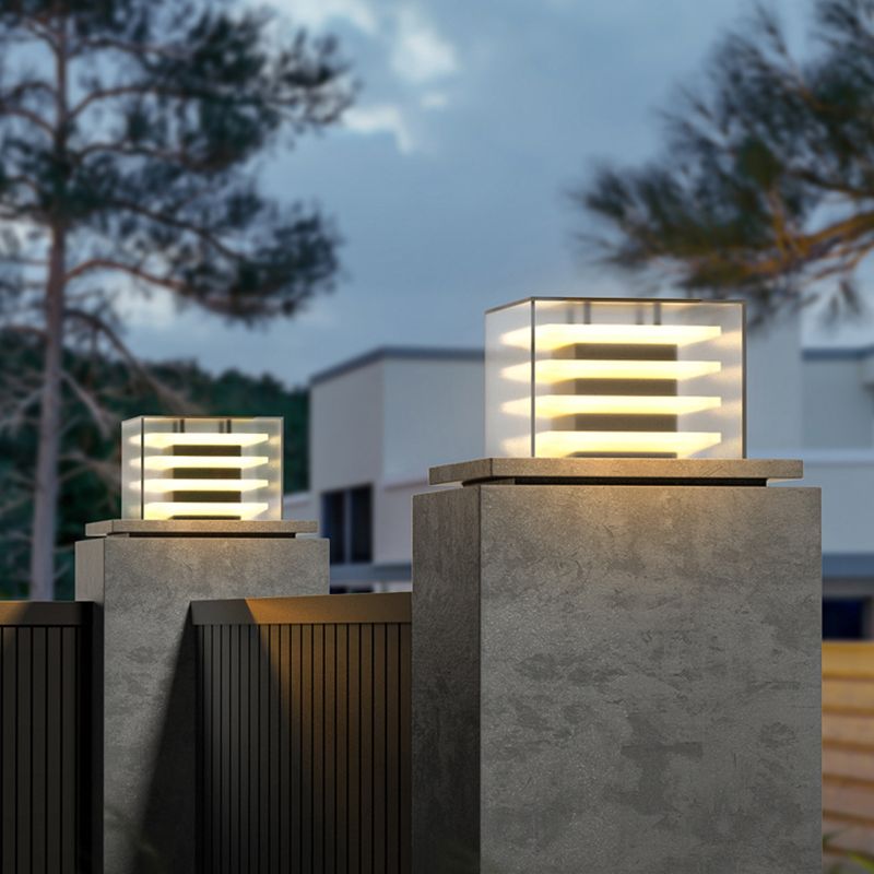 Wardenaria Acrylic Pillar Light-Moonnatur
