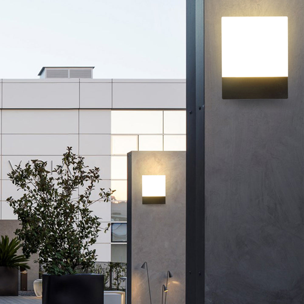Faldenfield Metal Wall Light-Moonnatur