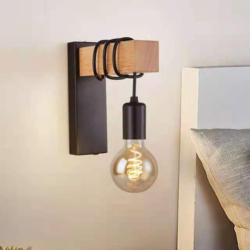 Inverelle Metal Wall Light-Moonnatur
