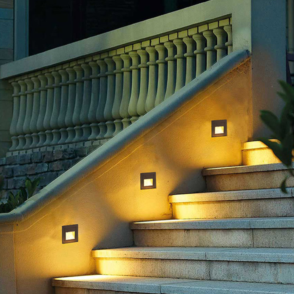 Hildenelle Metal Outdoor Light-Moonnatur
