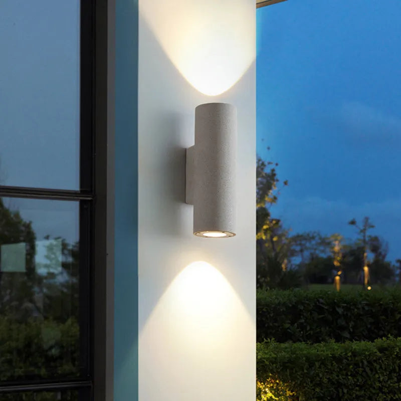 Corenmere Cement Wall Light-Moonnatur