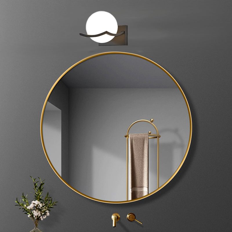 Garnelfield Glass Wall Light-Moonnatur