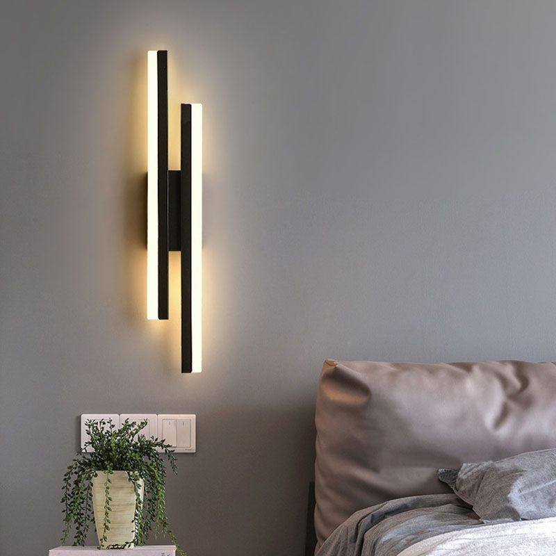 Cyral Minimalist Geometric Wall Lamp, Black/White - Neutralighting
