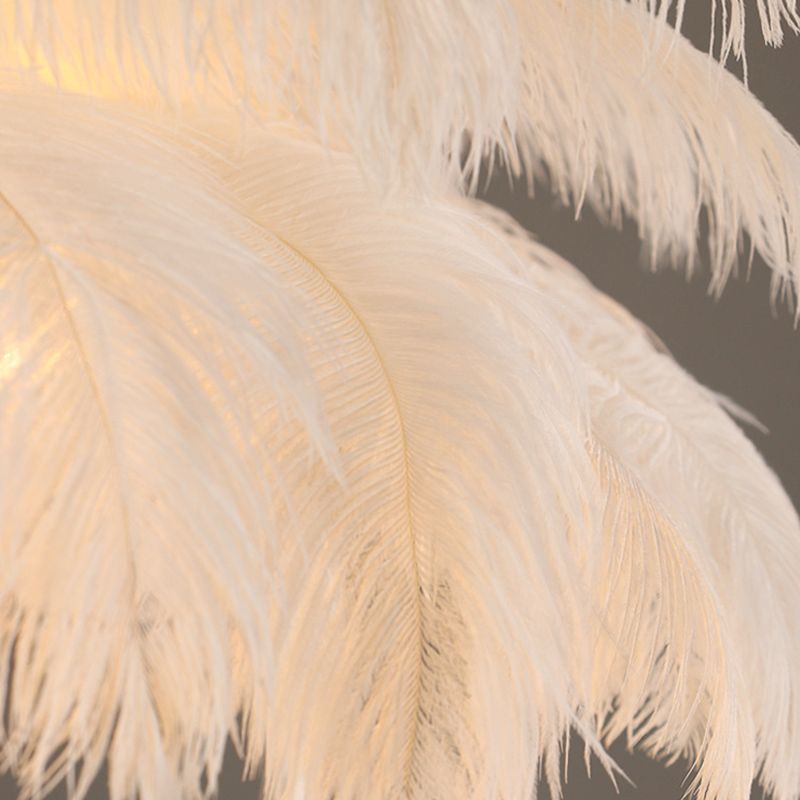Aberelia Feather Chandelier-Moonnatur