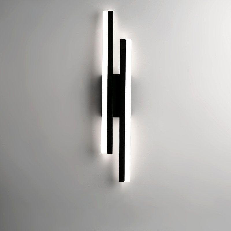 Cyral Minimalist Geometric Wall Lamp, Black/White - Neutralighting
