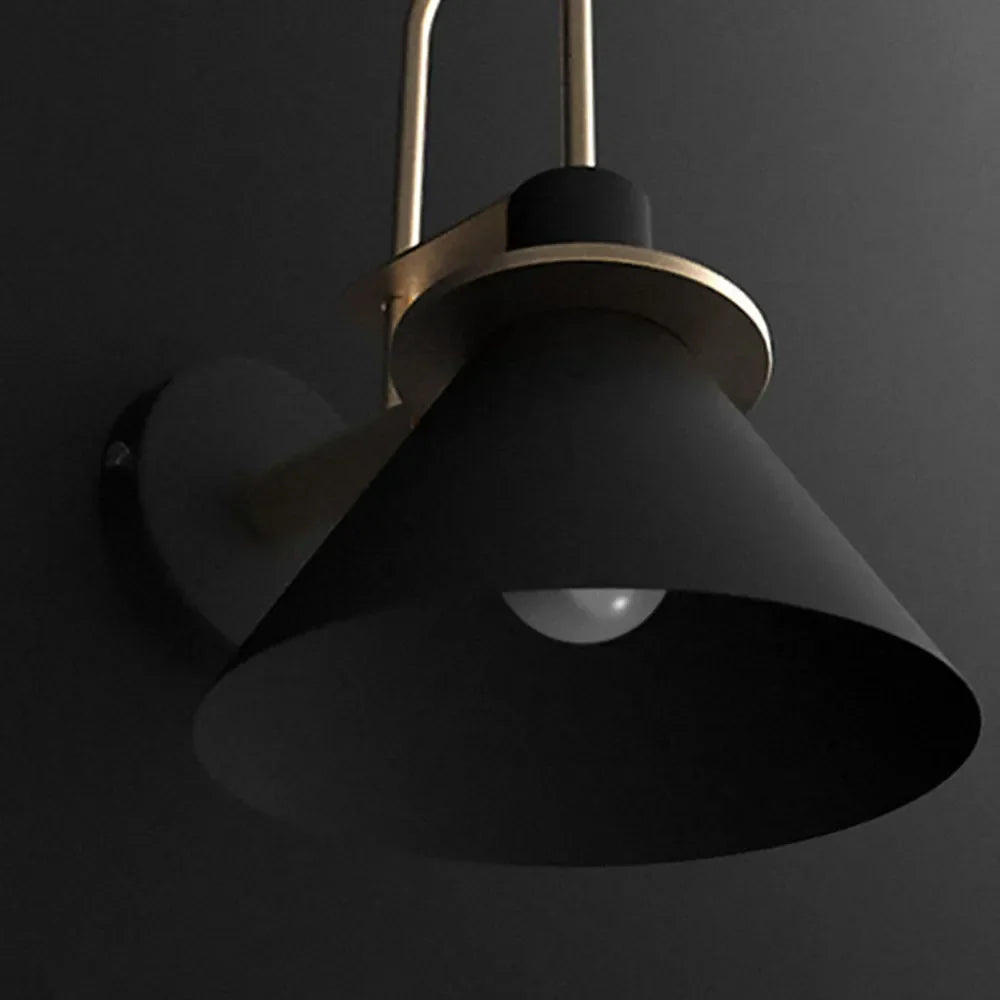 Ferrowholm Metal Wall Light-Moonnatur