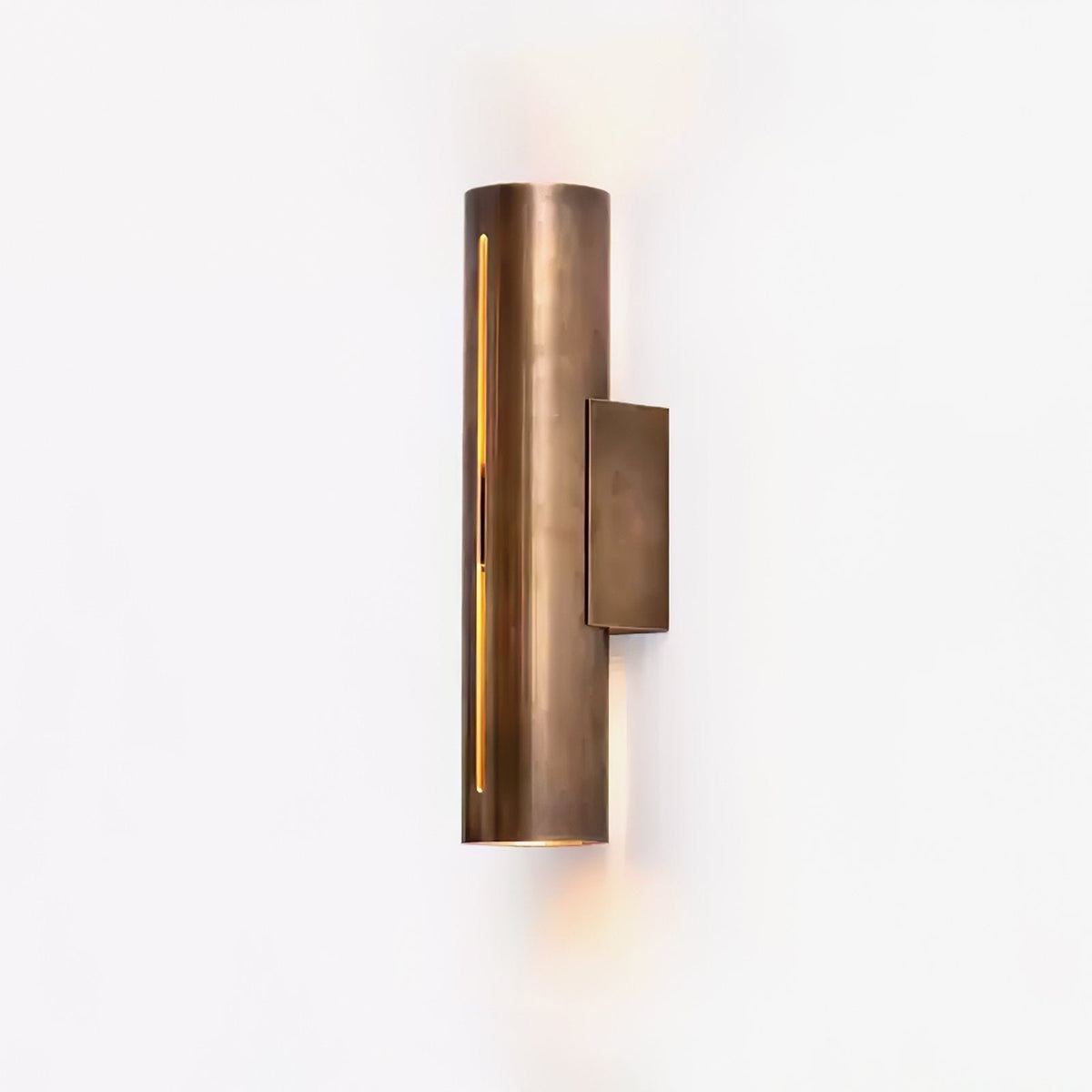 Calenara Brass Wall Light-Moonnatur