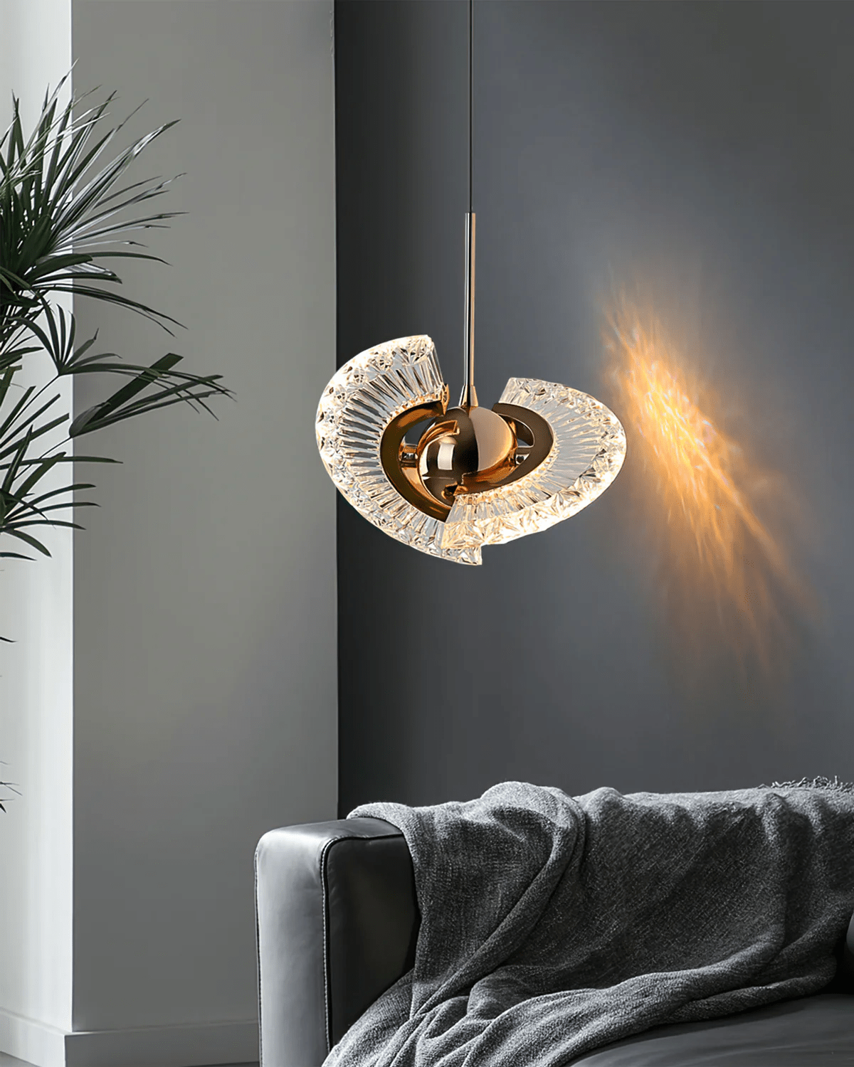 Brackella Acrylic Pendant Light-Moonnatur
