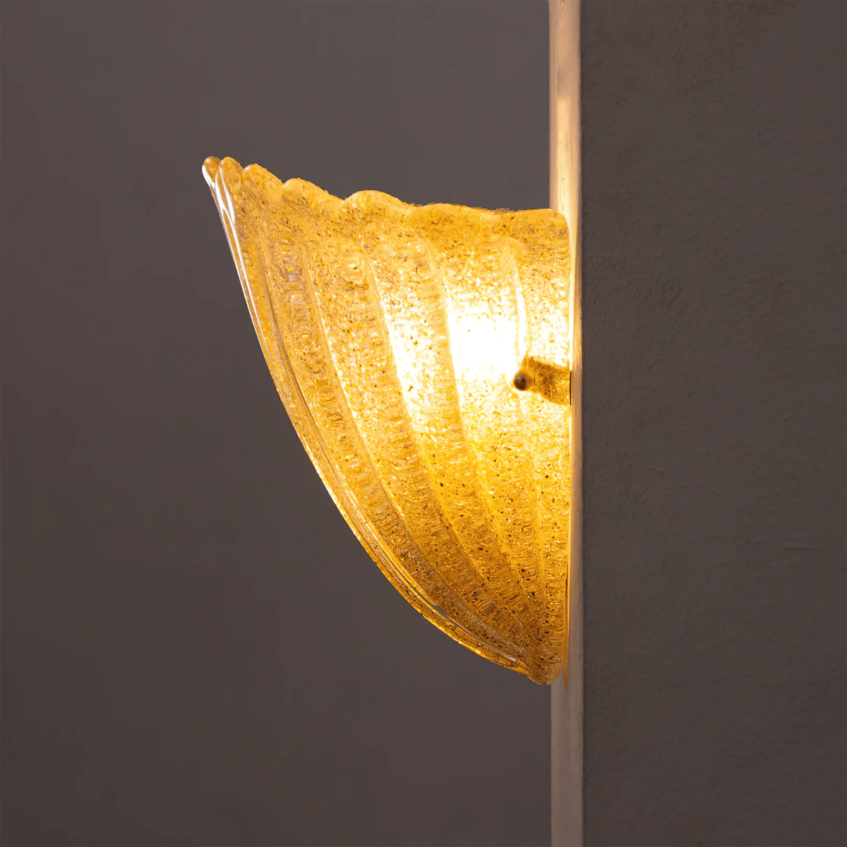 Harvenenora Glass Wall Light-Moonnatur