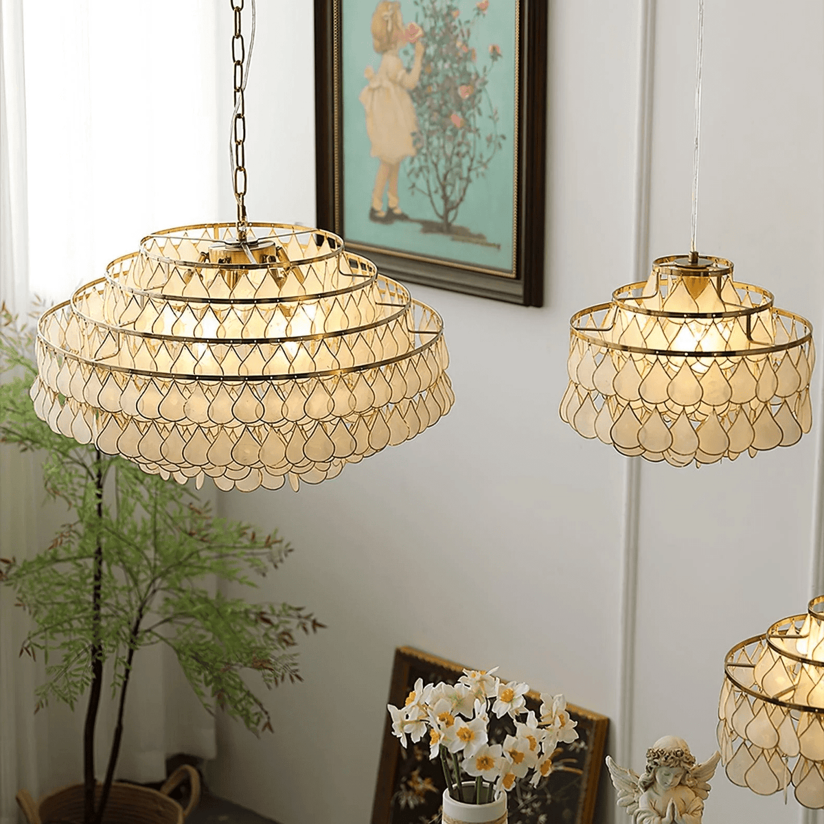 Savenwyn Shell Chandelier-Moonnatur
