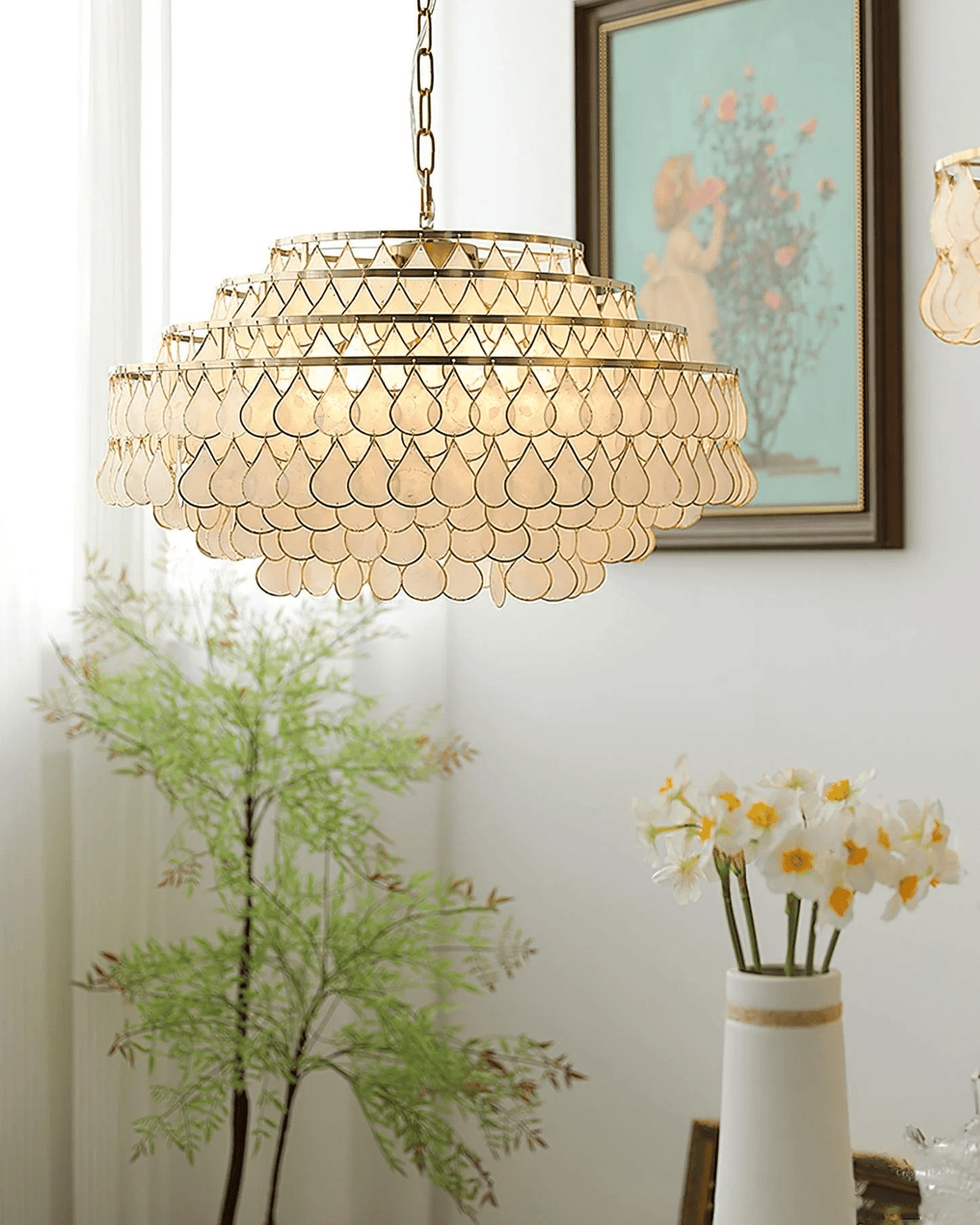 Savenwyn Shell Chandelier-Moonnatur