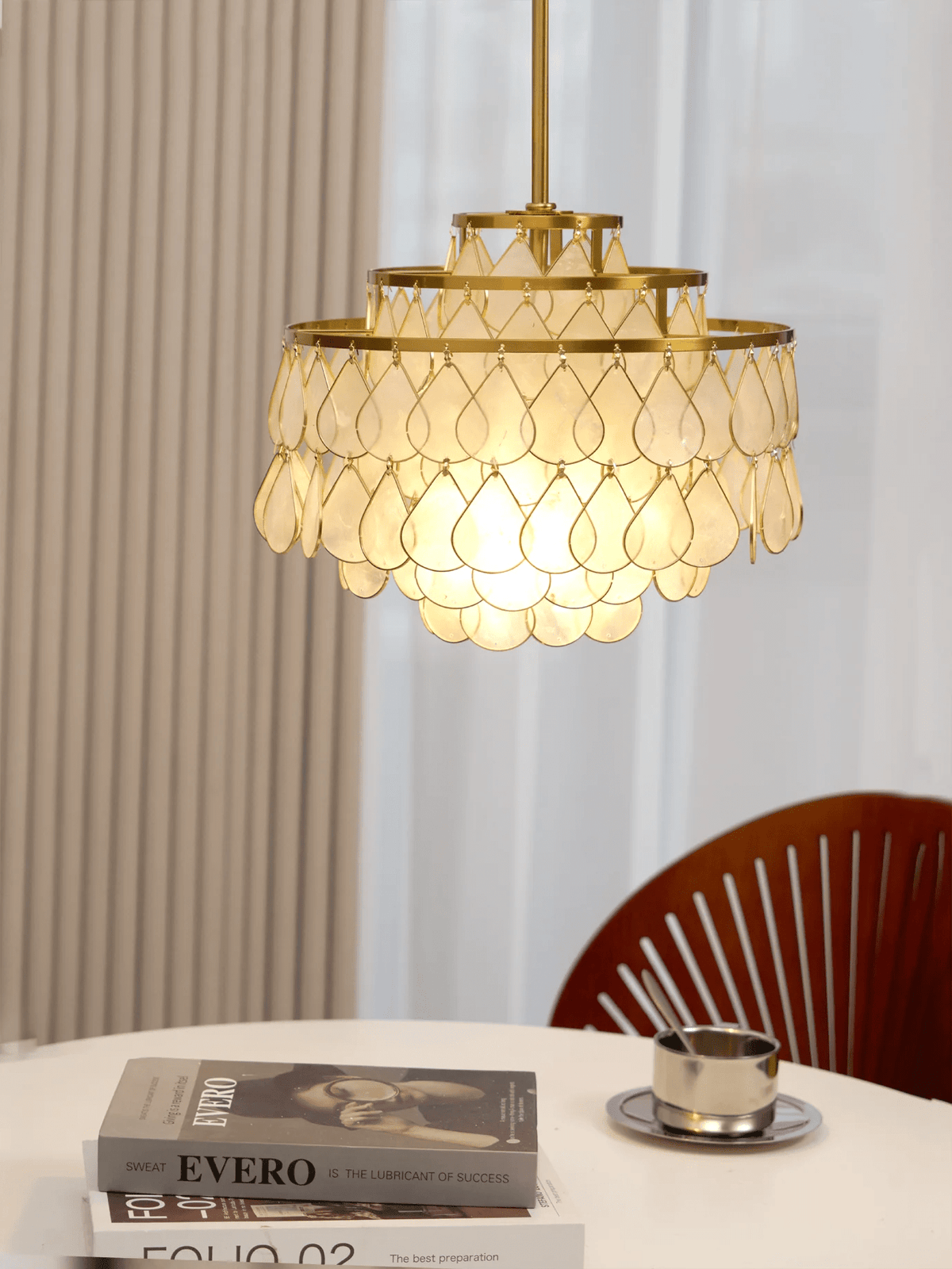 Savenwyn Shell Chandelier-Moonnatur