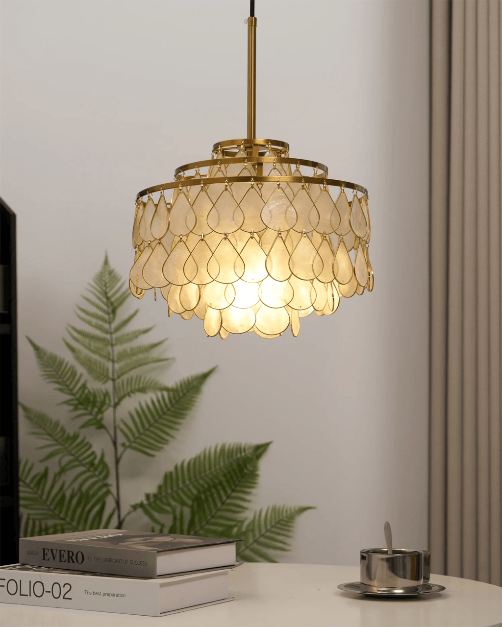 Savenwyn Shell Chandelier-Moonnatur