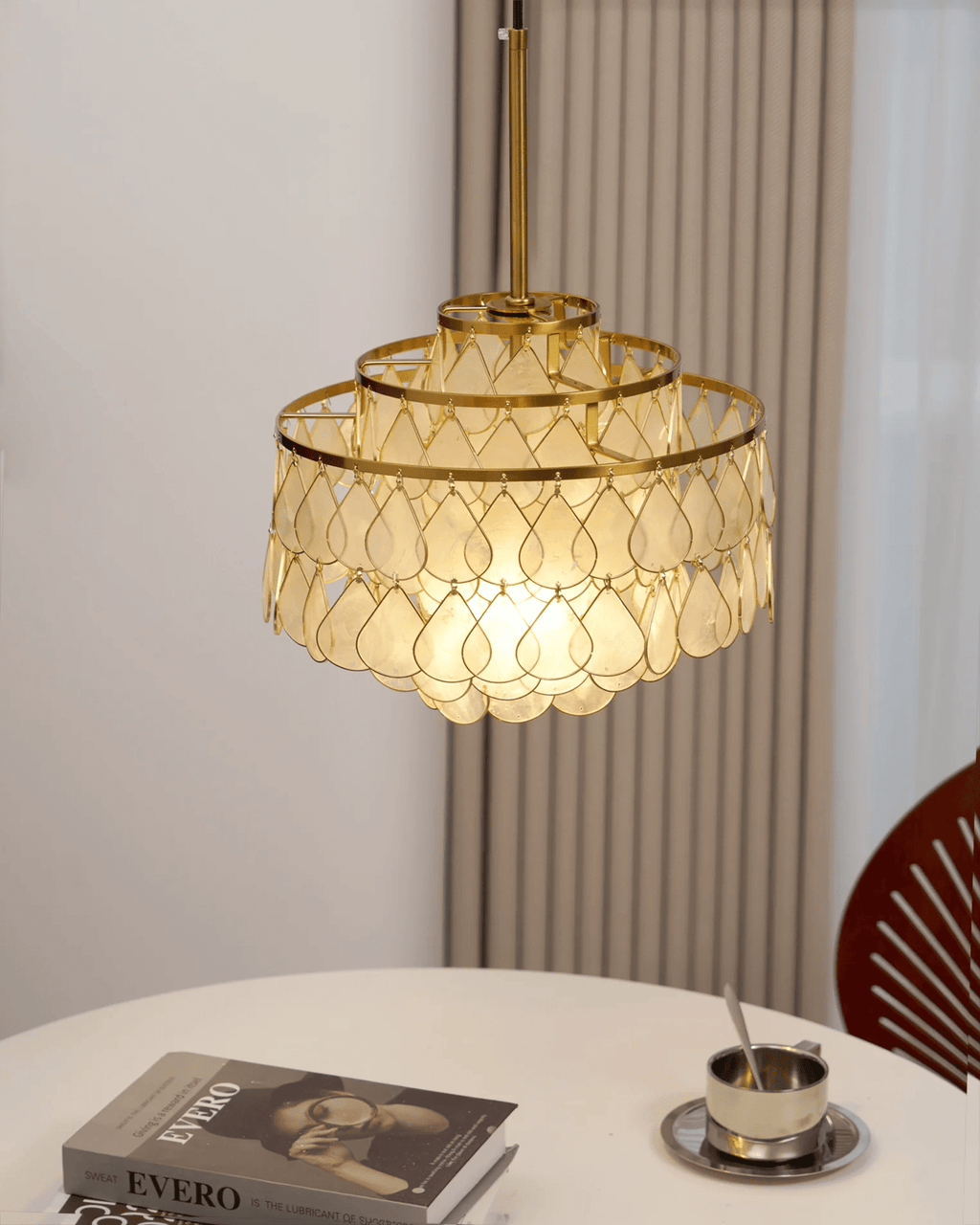 Savenwyn Shell Chandelier-Moonnatur