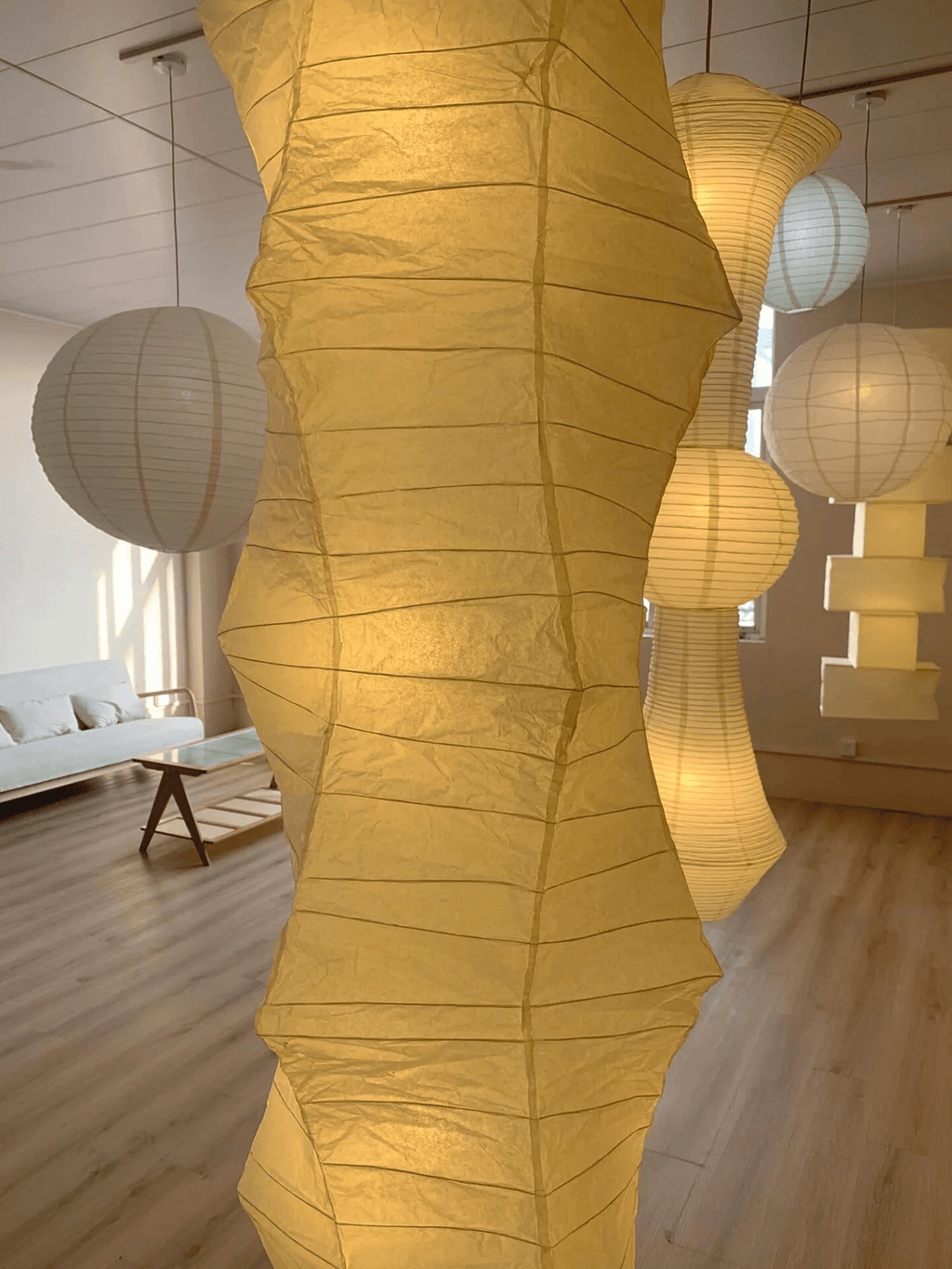 Tarnelora Paper Pendant Light-Moonnatur
