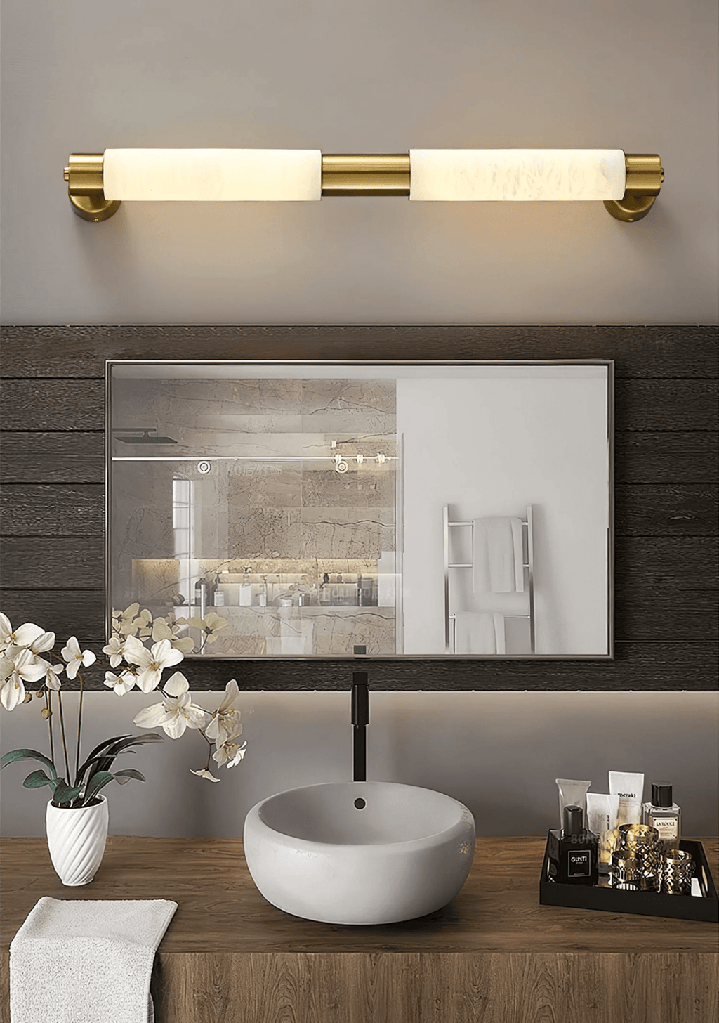 Verrenhaven Alabaster Wall Light-Moonnatur