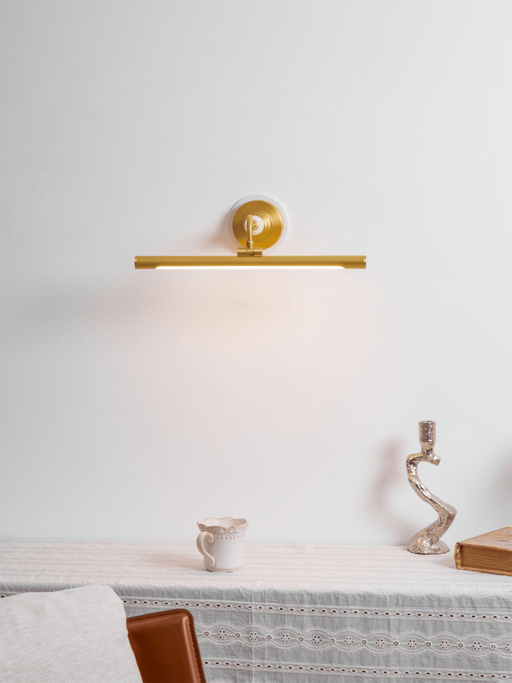 Erenis Acrylic Wall Light-Moonnatur