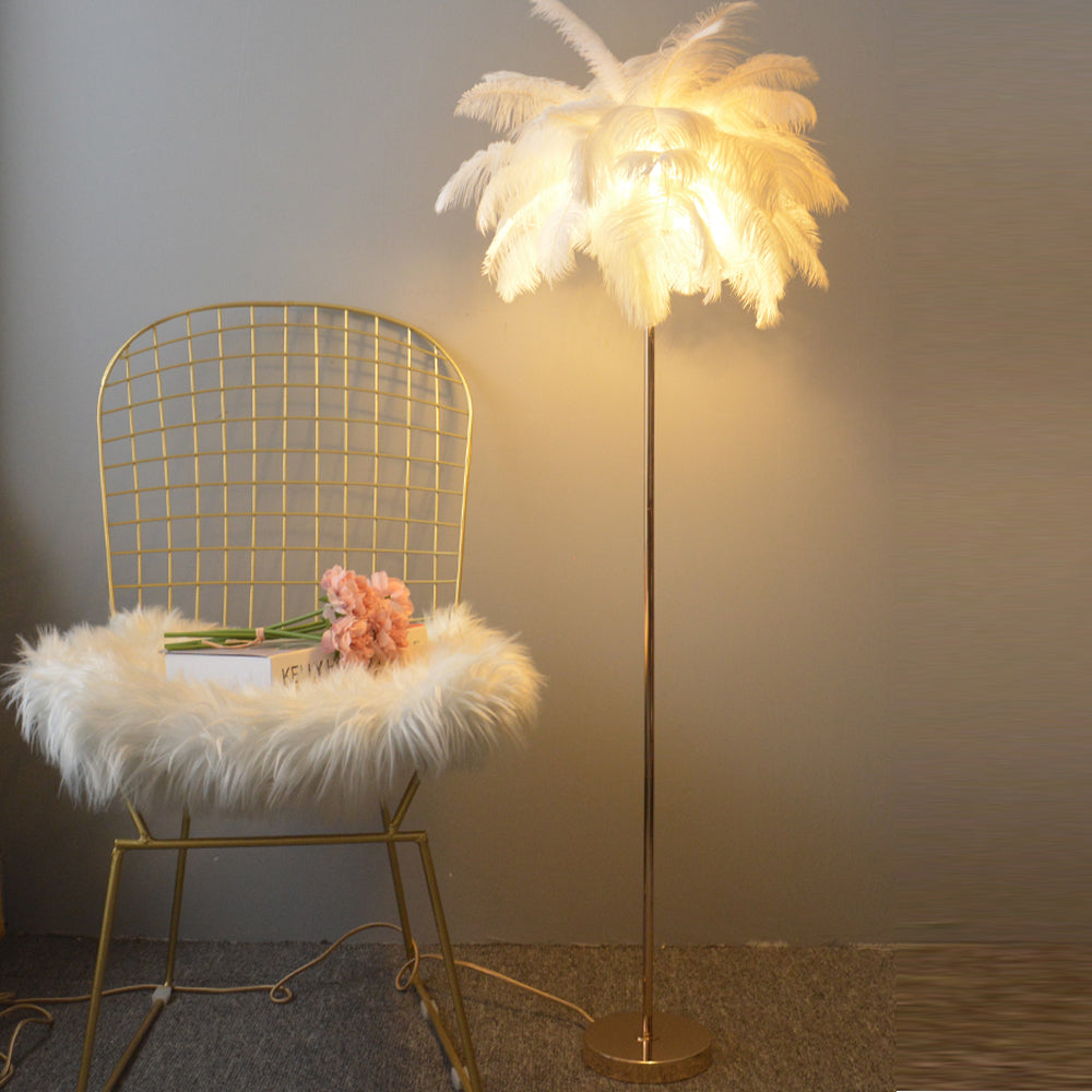 Tildenlark Feather Floor Lamp-Moonnatur