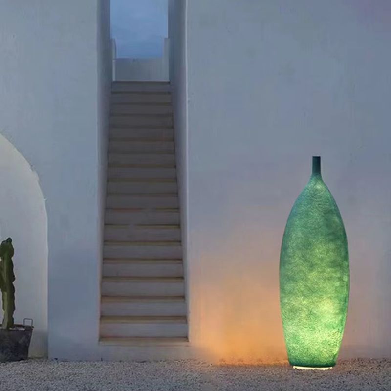 Laderonna Resin Floor Lamp-Moonnatur