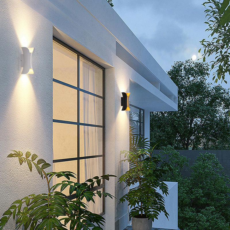 Noxel Curved Outdoor Wall Mounted Led Lamp - Neutralighting