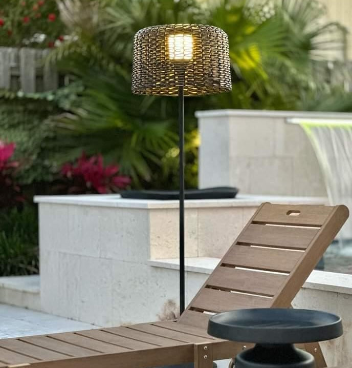 Ordelwell Rattan Floor Lamp-Moonnatur