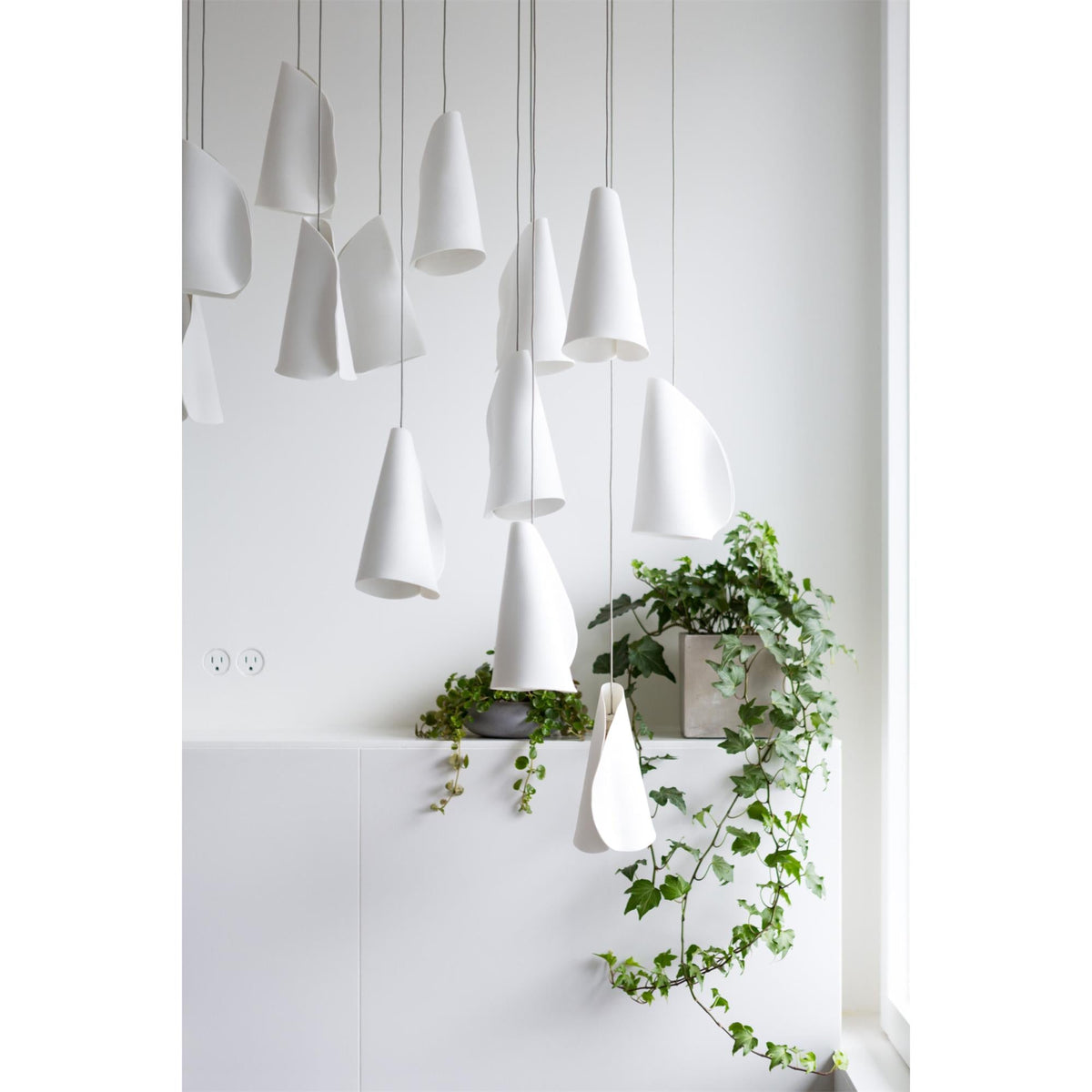 Vaselle Ceramic Pendant Light-Moonnatur
