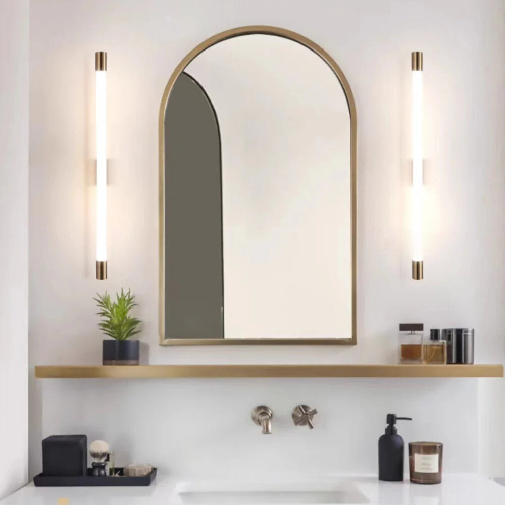 Wilveneth Acrylic Wall Light-Moonnatur