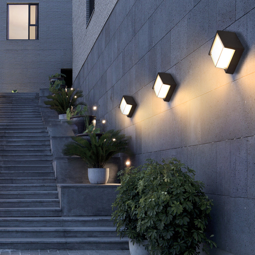 Meldenlyn Acrylic Wall Light-Moonnatur