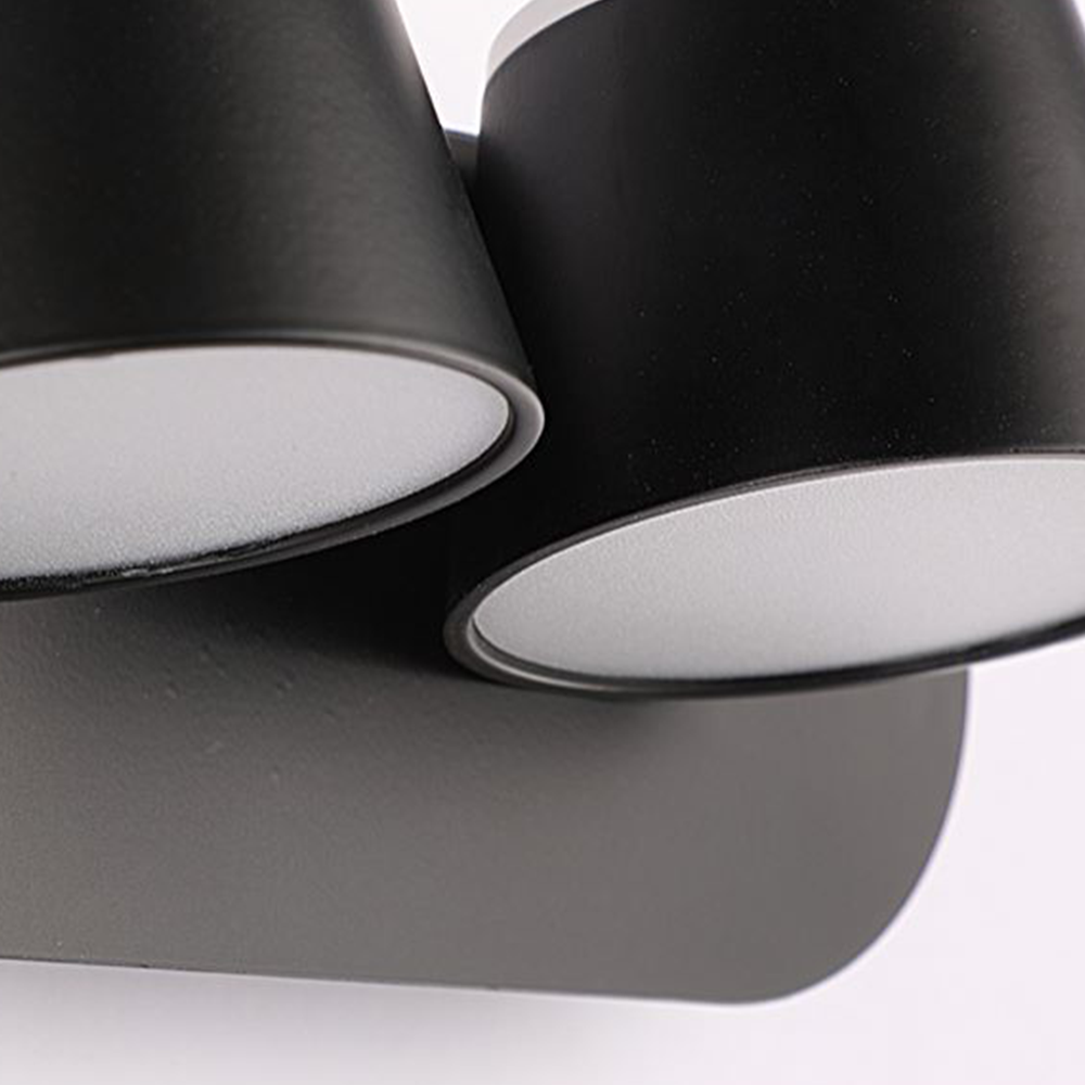 Altoneth Acrylic Wall Light-Moonnatur