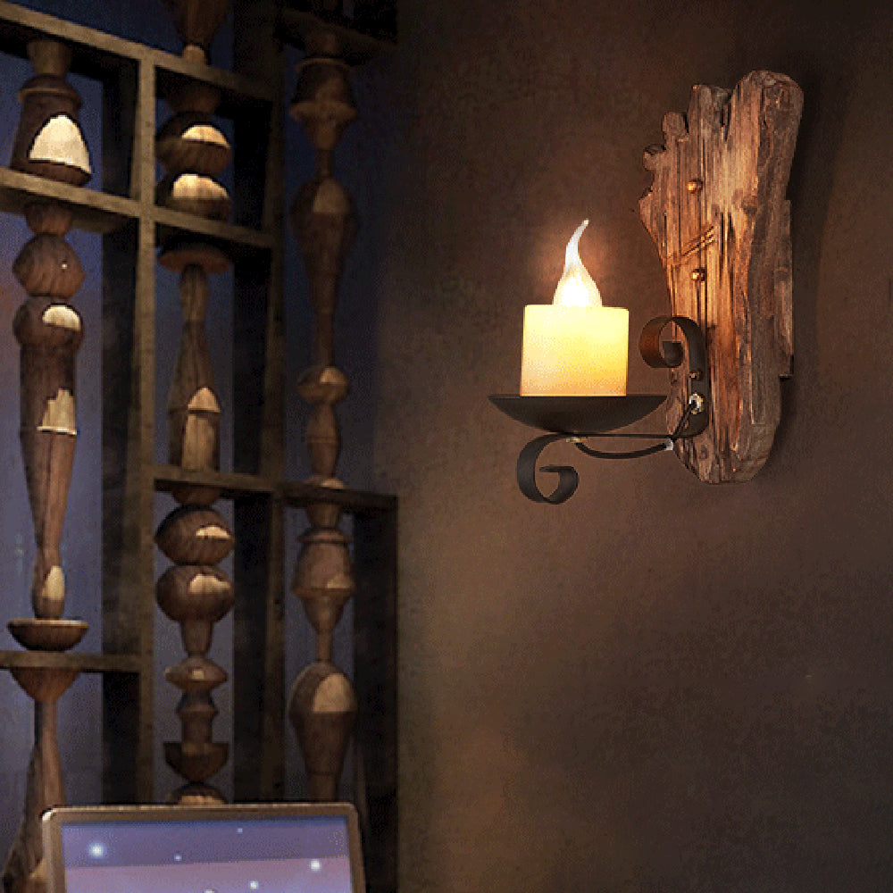 Yarrelis Pine Wood Wall Light-Moonnatur
