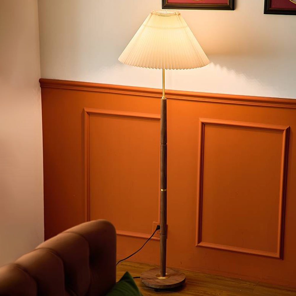 Gildencove Fabric Floor Lamp-Moonnatur