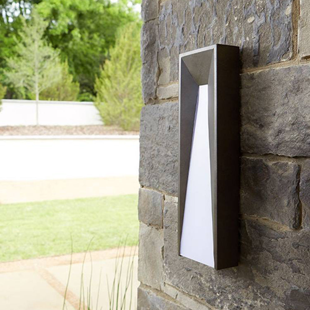 Merrenlynne Metal Wall Light-Moonnatur