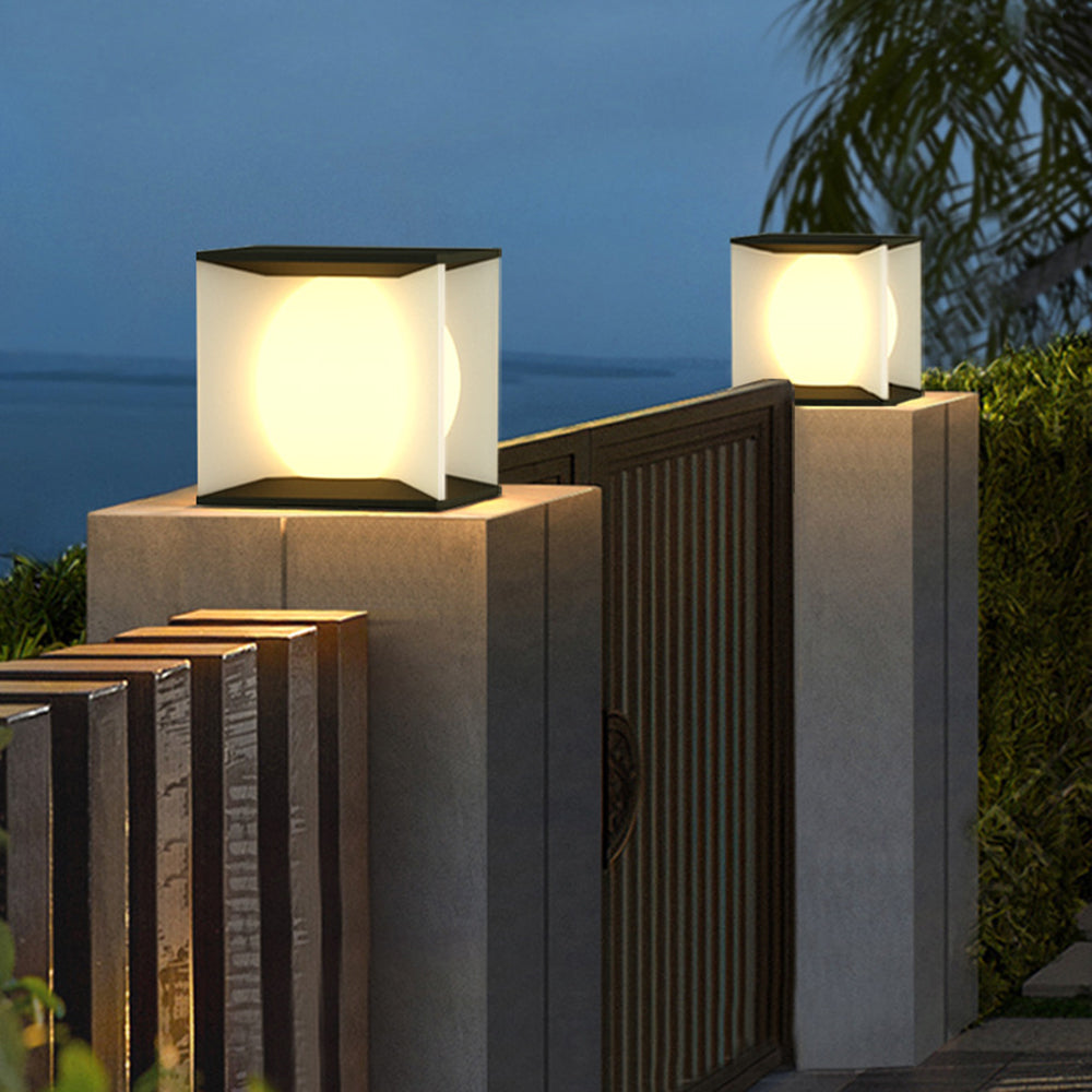 Larenwynne Acrylic Outdoor Light-Moonnatur