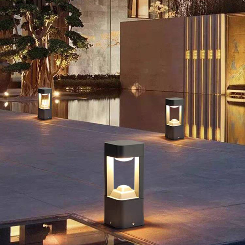 Berellynne Metal Outdoor Light-Moonnatur
