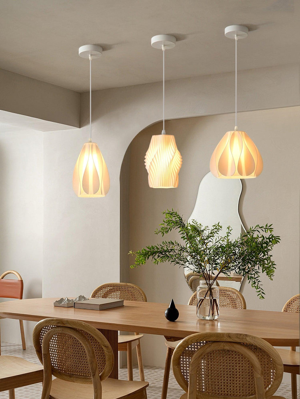 Cardenaria Acrylic Pendant Light-Moonnatur