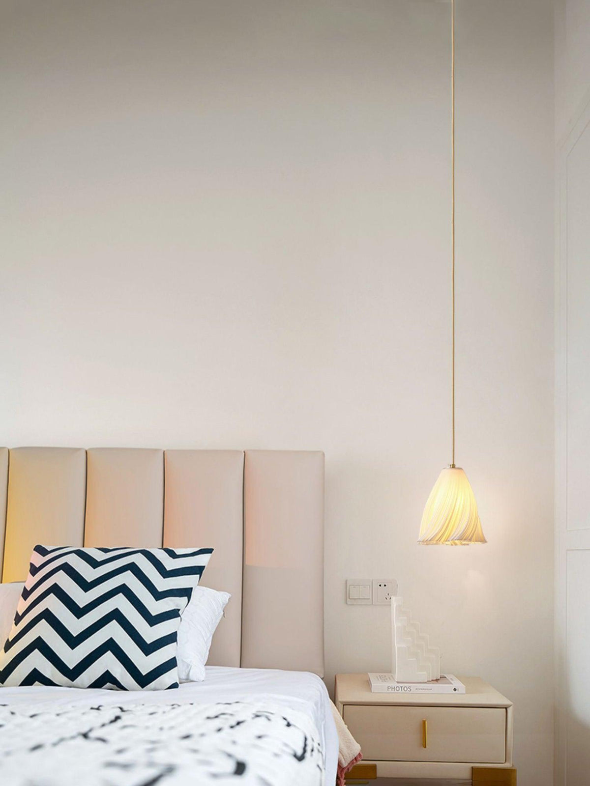 Cardenaria Acrylic Pendant Light-Moonnatur