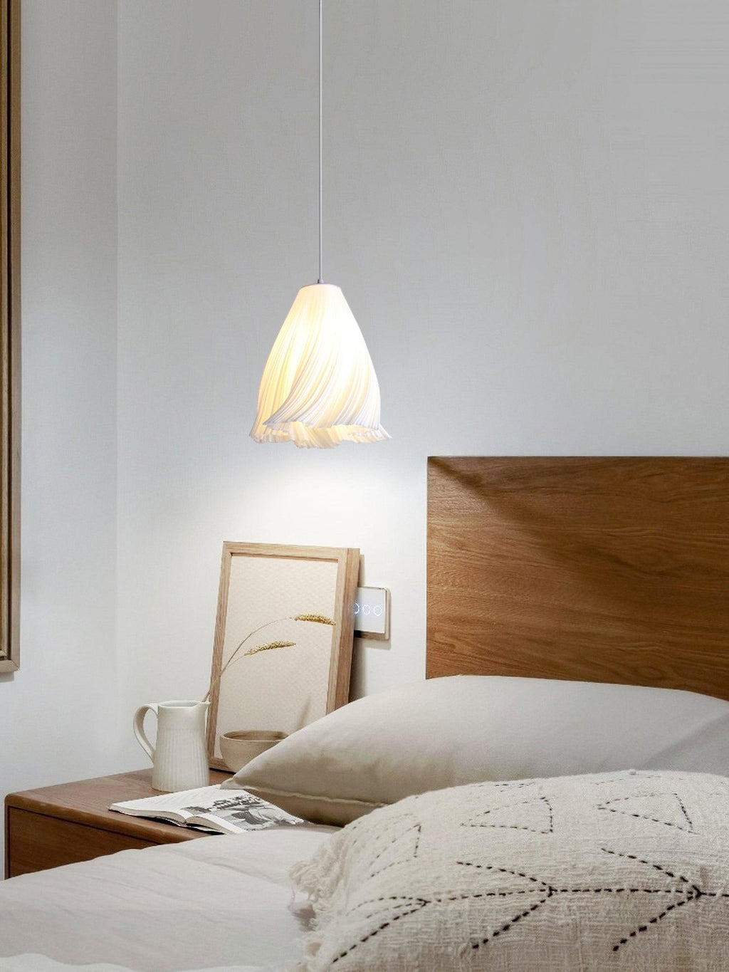 Cardenaria Acrylic Pendant Light-Moonnatur