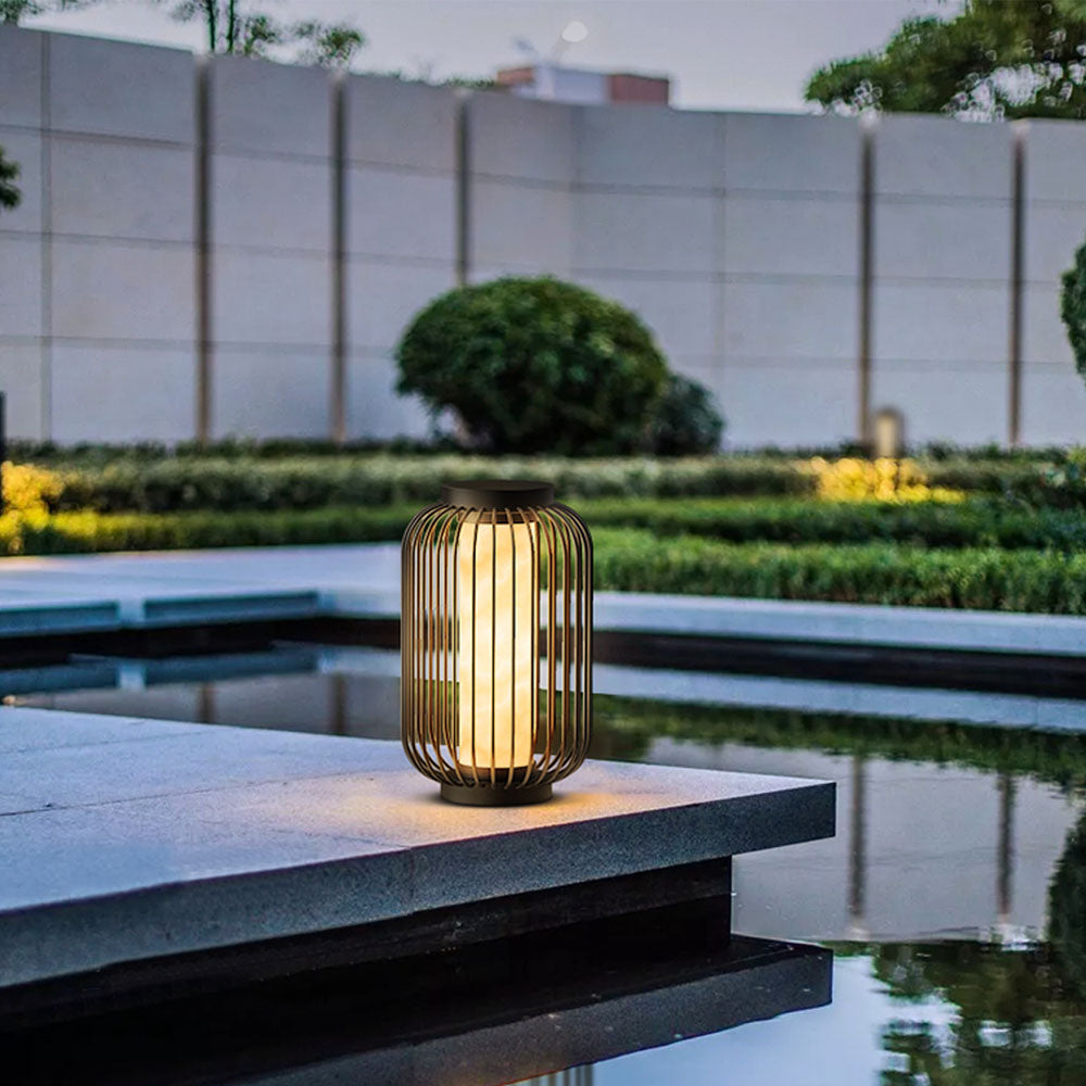 Norrelenora Metal Floor Lamp-Moonnatur