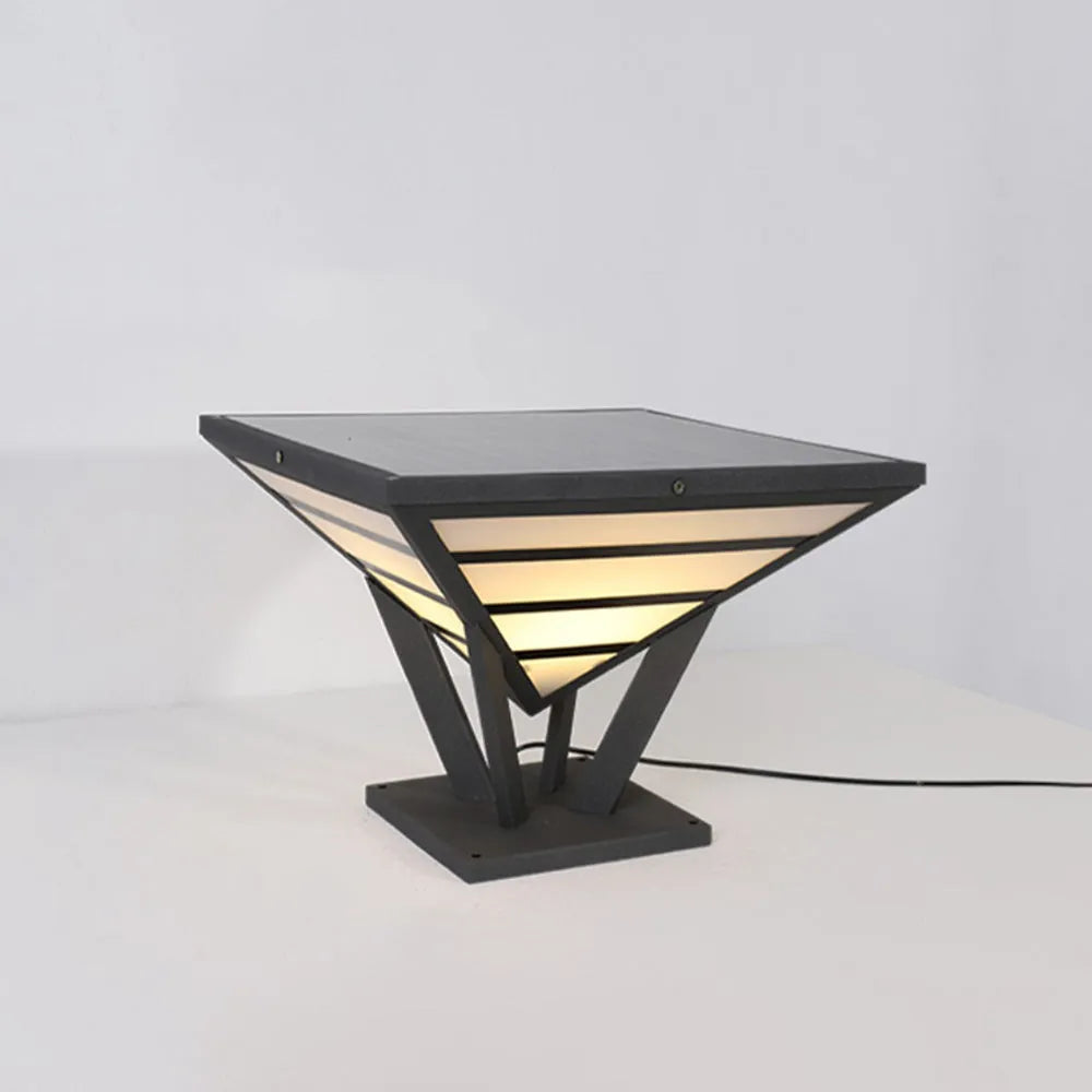 Quenelwick Metal Pillar Light-Moonnatur
