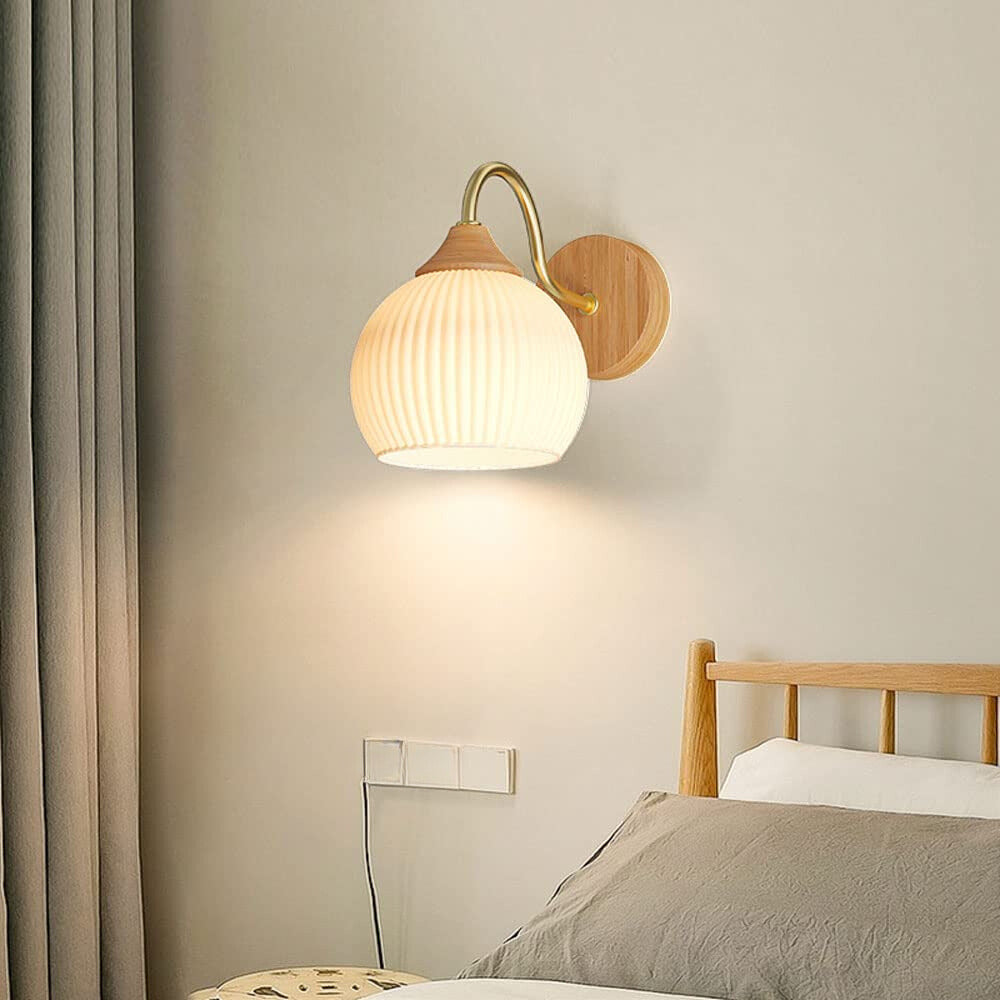 Corenenelle Resin Wall Light-Moonnatur